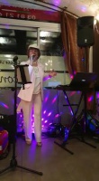 Concert de Chansons Françaises au Marché des Halles de Thise