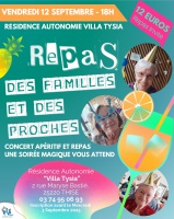 Repas des familles et des proches à la résidence \'\' Villa Tysia \'\'
